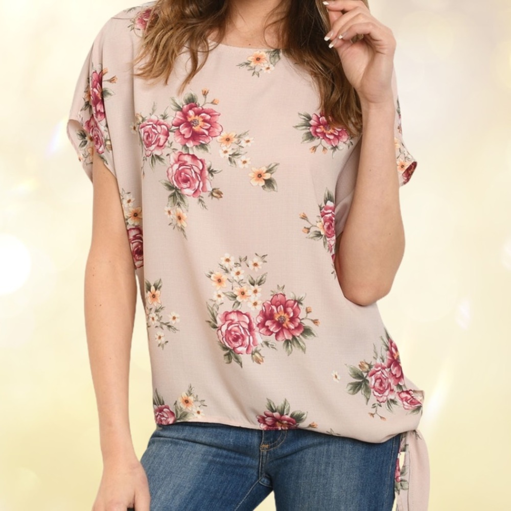 Light Pink Floral Blouse 💖